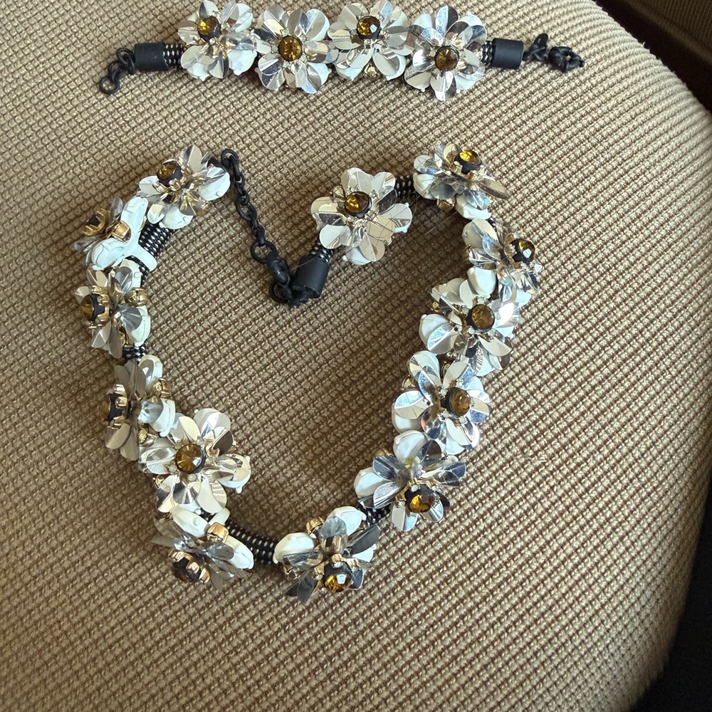 J. Crew -Summer White and Gold Floral Necklace and bracelet set
